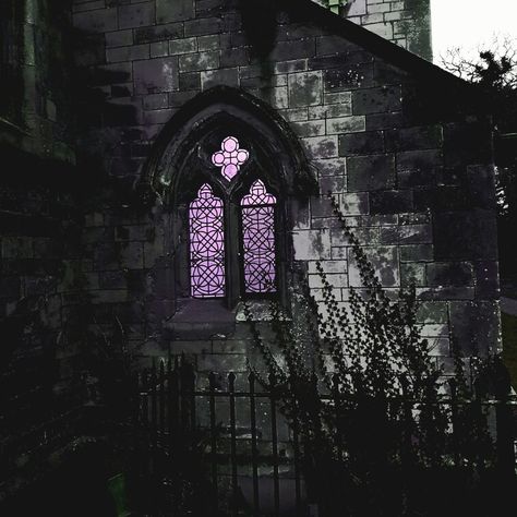 Neo Gothic Aesthetic, Purple Vampire Aesthetic, Castle Aesthetic Vampire, Dark Gothic Castle Aesthetic, Gothic Vampire Castle Aesthetic, Dark Purple Castle Aesthetic, Goth Architecture, Purple Goth, Purple Gothic