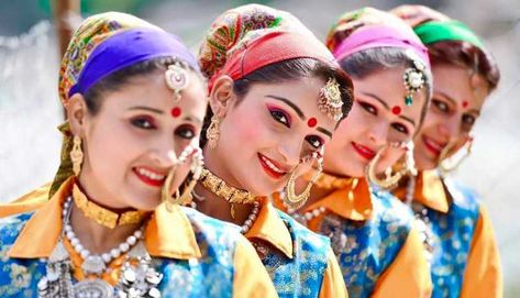 The 10 things that you should know about the Kumaoni People, its culture, food, religion, festivals, places and the history related with the Kumaon division of Uttarakhand, Almora and Nainital Uttarakhand Culture, The Mahabharata, Nainital, Indian Bridal Fashion, Dehradun, Cultural Diversity, Travel And Tourism, Gods And Goddesses, Traditional Dresses