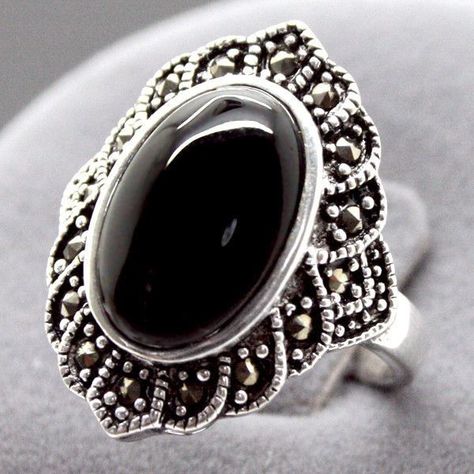 17Mm X22Mm Black Agate Inlay Marcasite 925 Sterling Silver Jewelry Ring 7/8/9/10 #jewelryrings Silver Necklace Outfit, Mens Black Ring, Silver Necklace Designs, Silver Engraved Bracelet, Simple Silver Jewelry, Cheap Engagement Rings, Sterling Silver Jewelry Rings, Gold And Silver Bracelets, Simple Engagement Rings