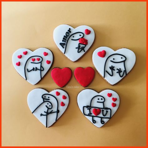 #galletas #cookies #florkows #dibujos #funny #love #homemade #corazon #heart #fiorkthesock Macaron Decoration, Valentine Cookies Decorated, Valentine Sugar Cookies, Valentines Baking, Paint Cookies, Sugar Cookie Designs, Chocolate Design, Valentines Sale, Fall Cookies