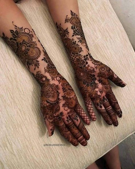 Full Hand Henna, Wedding Henna Designs, Front Mehndi Design, Khafif Mehndi Design, Floral Henna Designs, Modern Henna Designs, Rose Mehndi Designs, Latest Henna Designs, Bridal Henna Designs