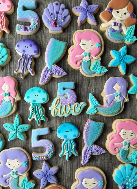 Mermaid Themed Cookies, Mermaid Cookies Decorated, Mermaid Sugar Cookies, Old Mermaid, Mermaid Shark, Mermaid Cookie, Birthday Party Mermaid, Shark Cupcakes, Baby Birthday Party Theme