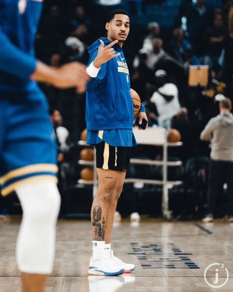 Jordan Poole, Tobi Obito, Ball Aesthetic, Best Natural Makeup, Basketball Photos, Nba Fashion, My Taste In Men, Basketball Photography, Ball Is Life