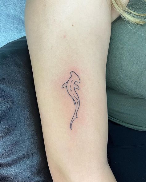 Marine Tattoo Simple Sealife Tattoo, Fine Line Hammerhead Tattoo, Marine Sleeve Tattoo, Small Marine Tattoos, Line Work Shark Tattoo, Small Shark Tattoo For Women, Small Aquatic Tattoo, Small Sea Creature Tattoo, Marine Biology Tattoo Ideas