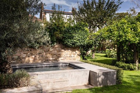 Mediterranean Hot Tub, Hidden Hot Tub, Stone Hot Tub, Wooden Summer House, Hot Tub Landscaping, Babington House, Italy House, Pool Landscape, Hot Tub Backyard