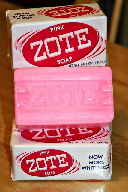 FINALLY! A recipe for ZOTE laundry soap. uuuh, and I don't even know what this is. Never heard of it. Diy Beauty Blender, Zote Soap, Laundry Soap Recipe, Clean Laundry Detergent, Diy Laundry Soap, Beauty Blender Cleaner, Homemade Detergent, Homemade Cleaning Supplies, Soap Tutorial