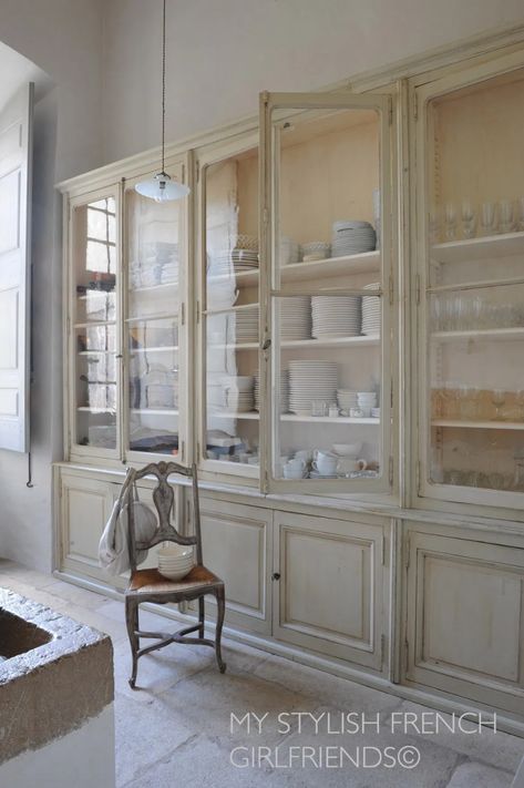 My Stylish French Girlfriends go live! - and a new video - MY FRENCH COUNTRY HOME French Country Style Kitchen, French Country Kitchen Designs, French Style Chairs, French Country Rug, French Country Bathroom, Country Kitchen Designs, French Country Bedrooms, French Country Kitchens, Primitive Homes