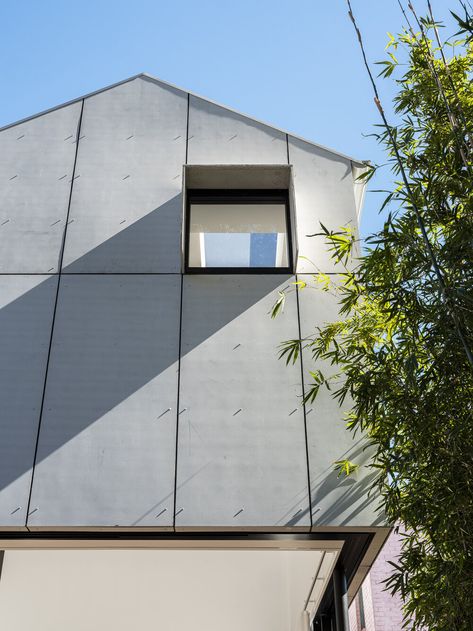 Cladding Around Windows, Axon Cladding Exterior, Fibre Cement Cladding Exterior, Cladding And Render Facade, Fiber Cement Facade Architecture, Cement Panel Facade, Cement Cladding, Cement House, Cement Render