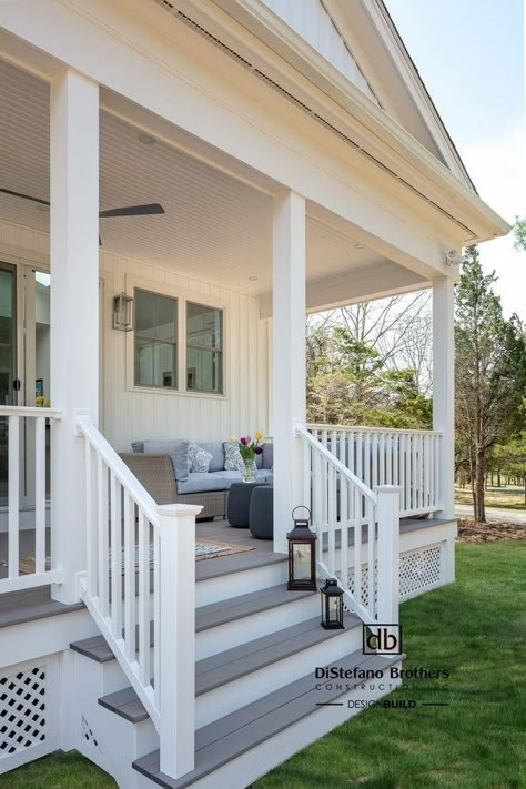 Front Porch With Composite Decking, Front Of House Deck, White Front Porch Railing, Flat Roof Front Porch, Front Porch Railings Farmhouse, Vinyl Railing Front Porches, Outside Stair Railing Ideas, Deck White Railing, Timbertech Railing