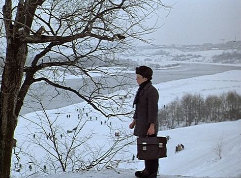 Mirror (Andrei Tarkovsky, 1975). Set designer A. Merkulov. Mirror 1975, Hunters In The Snow, Boy And Bird, Nordic Painting, Andrei Tarkovsky, Pieter Bruegel The Elder, Pieter Bruegel, Ghost In The Machine, Movie Shots