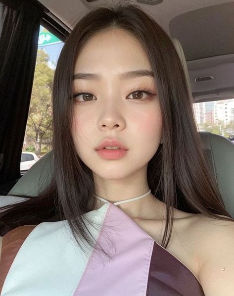 Sweet Makeup Look Korean, Pale Skin Makeup, Soft Makeup Looks, Face Art Makeup, Korean Face, Hot Makeup, Ethereal Makeup, Asian Eye Makeup, Asian Makeup