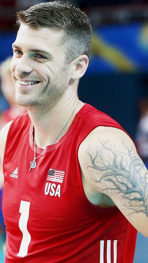 Matt Anderson Volleyball, Usa Volleyball Team, Volleyball Men, Matthew Anderson, Men's Volleyball, Matt Anderson, Volleyball Wallpaper, Usa Volleyball, Sports Athletes