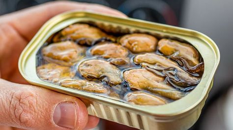 Deep Fry Canned Oysters For A Quick, No-Frills Side Dish Rhode Island Clam Chowder, Oyster Chowder, Canned Oysters, Oyster Soup, Cream Based Soups, Oyster Stew, Smoked Oysters, Canned Seafood, Oysters Rockefeller