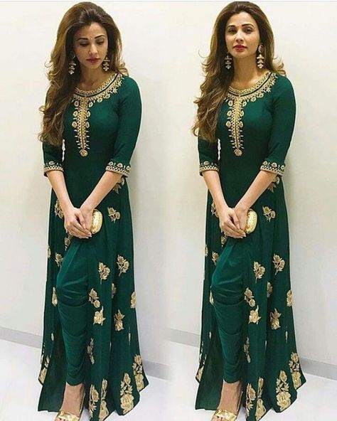 Green Suits Women Indian, Suits Women Indian, Green Colour Dress, Green Suits, Salwar Suits Party Wear, Indian Designer Suits, Indian Party Wear, Salwar Kamiz, Kurti Designs Party Wear