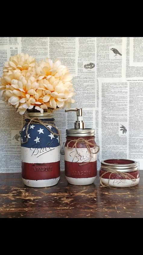 Check out this item in my Etsy shop https://www.etsy.com/listing/245848935/american-flag-mason-jar-bathroom-set Americana Bathroom, Country Home Decor Farmhouse, Mason Jar Bathroom Decor, Soap Dispenser Bathroom, Country Interior Design, Mason Jar Bathroom, Mason Jar Soap Dispenser, American Flag Decor, American Decor