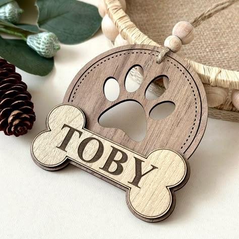 Gifts Laser Cut, Paw Stocking, Paw Ornament, Laser Engraved Ideas, Dog Cuts, Dog Christmas Ornaments, Dog Christmas, Dog Ornaments, Animal Ornament