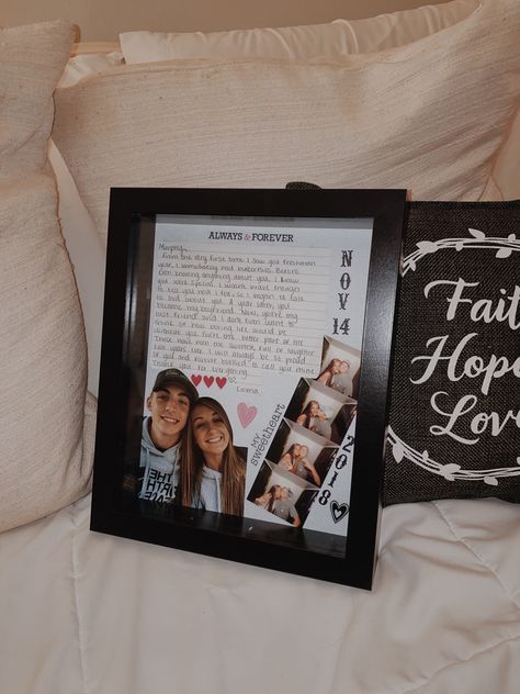 couples shadow box 1 Year Shadow Box Ideas, Shadow Box Couple Ideas, Shadow Box Ideas For Girlfriend, Shadow Box Relationship, Couples Keepsake Ideas, Boyfriend Shadow Box Ideas, Shadow Box Boyfriend, Shadow Box Best Friend, Shadow Box Gifts For Boyfriend