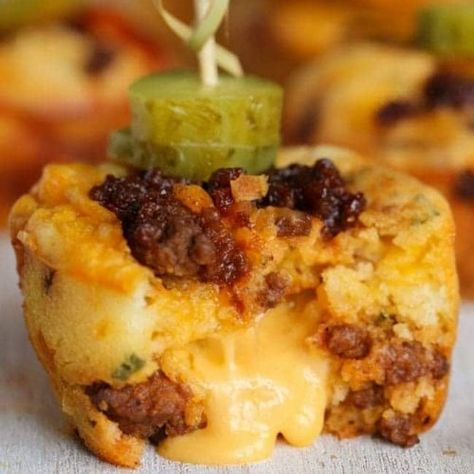 Husband Lunches, Pizza Sloppy Joes, Muffin Cups Recipes, Tin Recipes, After School Snack, Puff Recipe, Muffin Tin Recipes, Appetizer Ideas, Appetizers Easy Finger Food