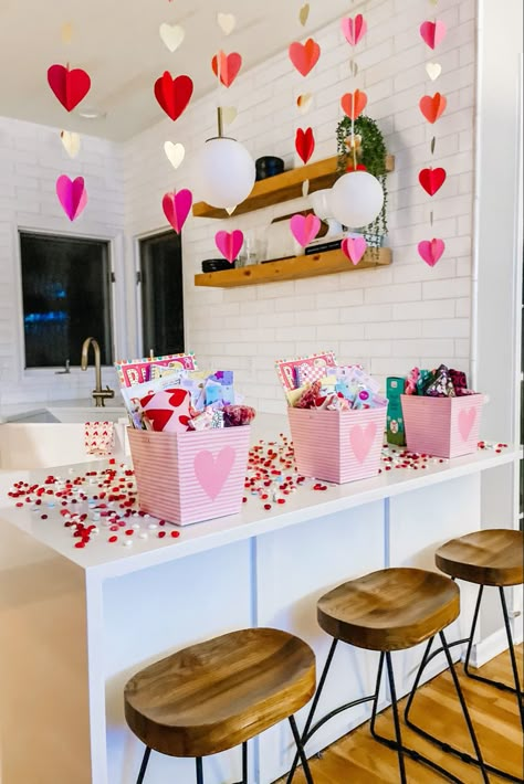 Valentine’s Day For Kids Party, Kids Valentines Decor, Valentines Day With Kids At Home, Valentines Decor For Kids, Valentine’s Day For Family, Valentine Morning For Kids, Valentines Party For Kids At Home, Toddler Valentine’s Day Party, Valentines At Home With Kids