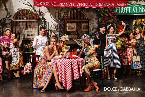 Dolce & Gabbana's Busy Spring Campaign Stars Chinese 'Tourists' and Selfie-Taking 'Locals' - Fashionista Dolce Vita Outfit, Dolce And Gabbana 2016, 1940 Style, Italian Campaign, Italian Party, Spring Lookbook, Italian Lifestyle, Summer Campaign, Men Spring