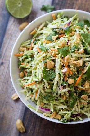 Easiest Ever 5 Minute Thai Peanut-Ginger Slaw - The Wanderlust Kitchen Asian Broccoli Slaw, Thai Slaw, Ginger Slaw, Ginger Broccoli, Slaw Salad, Ponzu Sauce, Slaw Dressing, Slaw Recipe, Fodmap Friendly