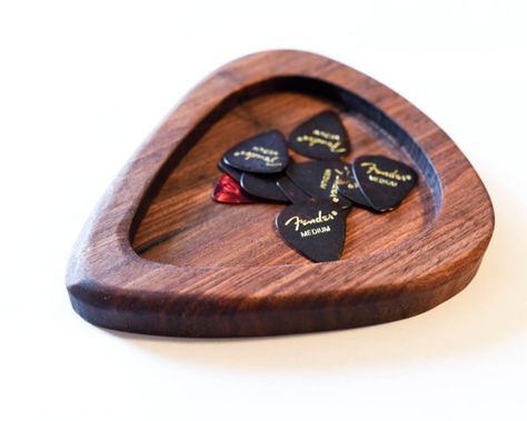 Giant Guitar Pick Holder Dish by EMhandcrafted on Etsy Diy Guitar Pick, Music Furniture, Guitar Storage, Guitar Pick Holder, Home Music Rooms, Guitar Rack, Pick Art, Diy Guitar, Guitar Room