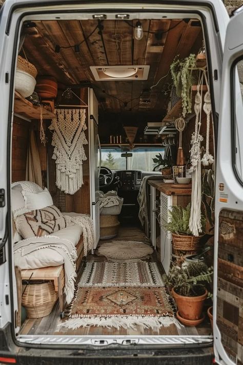 Van Life Conversion, Boho Caravan Interior, Van Living Interior, Vw Camper Interior, Boho Van Life, Boho Trailer, Camper Van Ideas, Vanlife Ideas, Vw Hippie Van