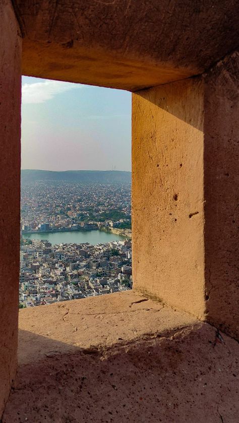 Nahargarh Fort Jaipur Night, Jaipur Snap, Nahargarh Fort Jaipur, Jaipur Aesthetic, Snap Stories, Jaipur Travel, Hawa Mahal, Night Club Aesthetic, Insta Reels