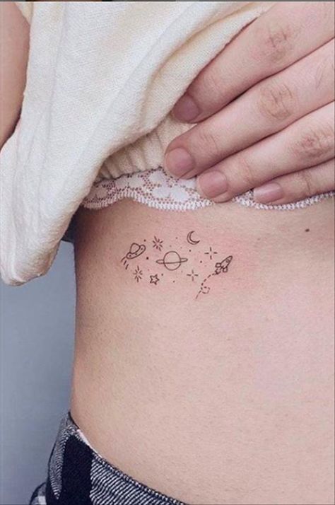 59 Meaningful, Small and Exquisite Tattoo Ideas for Men and Women - The First-Hand Fashion News for Females Tattoo Pequeños Mujer, Small Tattoo Ideas For Men, Pinterest Tattoo Ideas, Meaningful Tattoo Ideas, Minimalistic Tattoo, Rainbow Tattoos, Galaxy Tattoo, Meaningful Tattoo, Small Tattoo Ideas