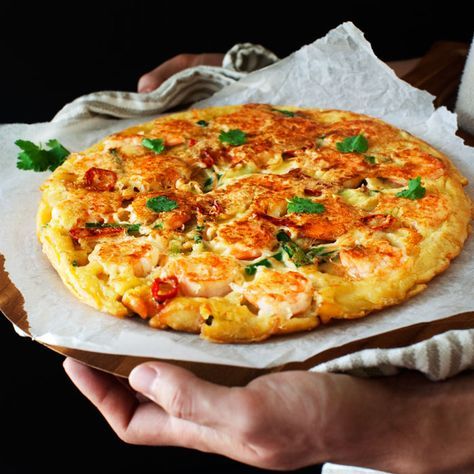 Savory Korean Shrimp Pancake - crispy on the outside & lightly chewy inside. So delicious it's great for any meals or snack. Shrimp Pancakes, Korean Shrimp, Thick Pancakes, Korean Pancake Recipe, Asian Food Recipes, Korean Pancake, Korean Cooking, Korean Recipes, Korean Dishes