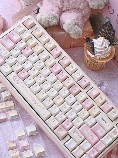 Material: PBT Number of keys: 135 keys Process: Dye Sublimation Profile: Cherry profile If you have any question about this set of keycap, please feel free to contact me. Package Content: 1set*Keycap (Not the keyboard) Pink Keyboard Aesthetic, Fancy Keyboard, Cute Keycaps, Pink Keyboard, Profile Set, Custom Keycaps, Dream Bedroom Inspiration, Pink Games, Cute School Stationary