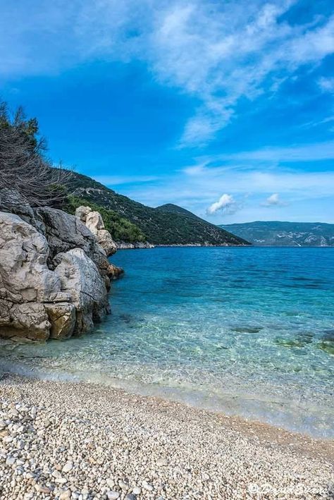 Antisamos beach, Kefalonia island, Greece Deniz Core, Summer Beach Pictures, Corfu Island, Greek Villas, Crete Island, Europe Trip Itinerary, Beautiful Landscape Photography, Europe Photos, Greece Islands