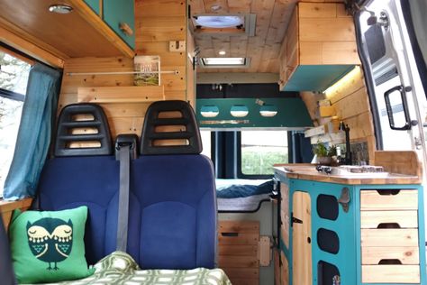 Iveco Daily Camper, 4 Berth Campervan, Van Conversion Layout, Diy Campervan, Suv Camping, Short Bus, Campervan Interior, Camper Van Conversion Diy, Camper Living