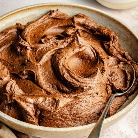 My Dad's incredible chocolate buttercream frosting is made with simple ingredients and filled with rich chocolate flavor. This deliciously fudgy chocolate frosting recipe will be your new go-to for cakes, cupcakes, cookies, and more! Skip the store-bought frosting for good. Chocolate Mascarpone Frosting, Mascarpone Frosting Recipe, Best Chocolate Buttercream, Homemade Chocolate Buttercream Frosting, Best Chocolate Buttercream Frosting, Vegan Chocolate Frosting, Chocolate Mascarpone, Mascarpone Frosting, Orange Chocolate Cake