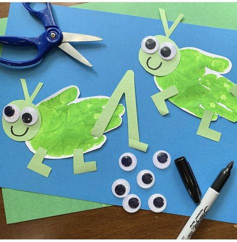 Creche Ideas, Green Crafts For Kids, Bugs Preschool, Bee Activities, Insect Crafts, Kindergarten Reading Worksheets, Homeschool Projects, Spring Preschool, Daycare Activities