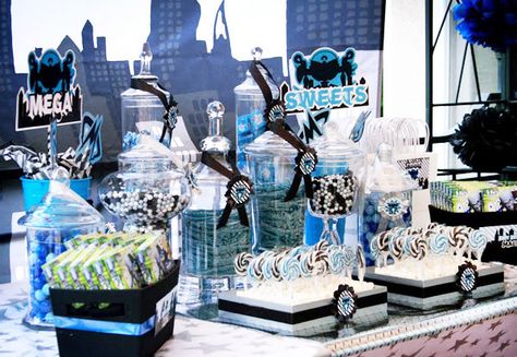 Megamind Birthday Party, Superhero Christmas, Movie Birthday Party, Parties Ideas, Candy Station, Movie Birthday, Party Hostess, Hostess With The Mostess, Candy Table