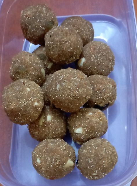 Churma Ladoo, Dairy Milk Chocolate, Dairy Milk, Food Snapchat, Milk Chocolate, Insta Story, Chocolate Milk, Dairy, Snapchat