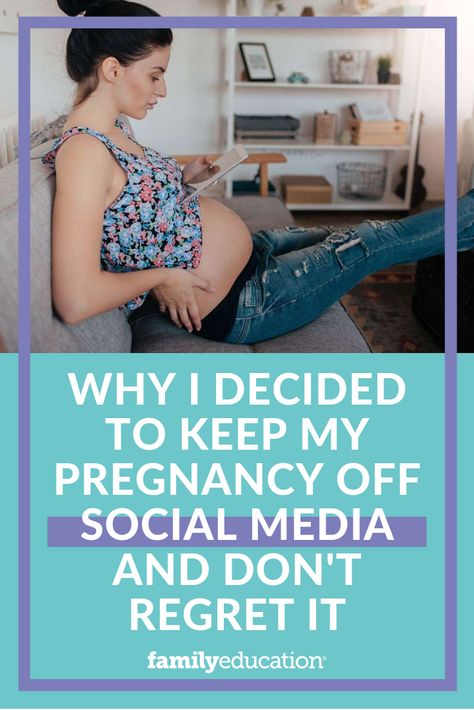 Your pregnancy announcement on social media is a big deal. Here's why I decided not to announce my pregnancy on social media. #pregnancy #pregnancyannouncement Late Pregnancy Announcement, Social Media Negative, Pregnacy Announcement, Hiding Pregnancy, Social Media Pregnancy Announcement, Pregnancy Announcement Social Media, Off Social Media, Pregnancy First Trimester, Pregnancy Calculator