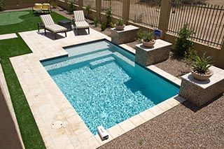 Spool Pool, Ideas De Piscina, Pools For Small Yards, Moderne Pools, Small Swimming Pools, Small Pool Design, Modern Pools, Small Pools, Backyard Pool Designs