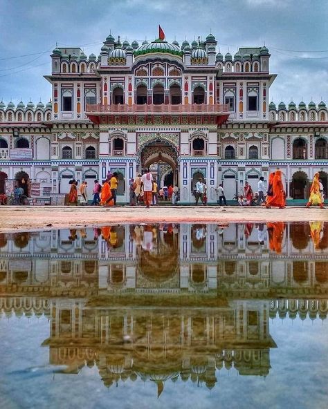 Janaki Mandir, Durga Ji, Travel Baby, Learn Facts, Photo Frame Gallery, Old Building, Traveling With Baby, Girl Quotes, Travel Dreams