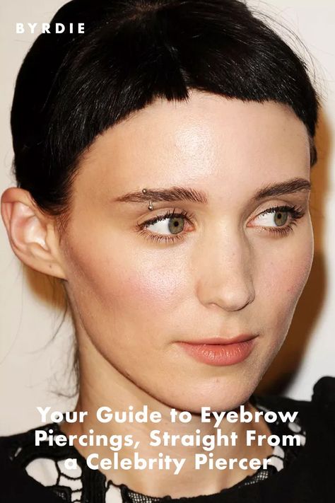 Here's everything you need to know before you get an eyebrow piercing, according to celebrity piercers. Tiny Eyebrow Piercing, Eyebrow Piercing Diamond, Eyebrow Piercing Scar, Dainty Eyebrow Piercing, Small Eyebrow Piercing, Cute Eyebrow Piercing, Gold Eyebrow Piercing, Horizontal Eyebrow Piercing, Eyebrow Piercing Aesthetic