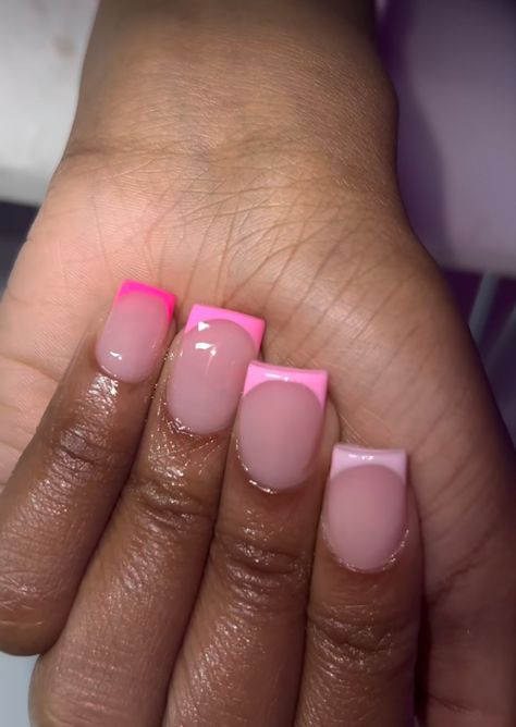 Short Nail Designs Pink French, Back To School Nails Short Square, French Tip Nail Color, Cute Birthday Short Nails, White To Pink Nails, Barbie Nail Inspo Short, Dip Acrylic Nail Ideas, Really Short Acrylics, Pink Shirt Nails Acrylic