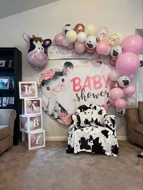 Pink Cow Print Baby Shower Ideas, Baby Shower Cow Theme Girl, Cow Girl Baby Shower Ideas, Cow Print Gender Reveal Ideas, Cow Theme Baby Shower Ideas Girl, Pink Cow Baby Shower Theme, Cow Print Baby Shower Ideas Girl, Cow Baby Shower Theme Girl, Cow Print Baby Shower Ideas