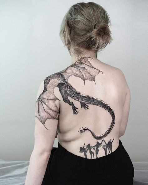 Dragon Tattoo Shoulder, Dragon Tattoo Chest, Dragon Tattoo Back, Black Dragon Tattoo, Dragon Tattoo Meaning, Dragon Tattoo Ideas, Red Dragon Tattoo, Dragon Tattoo For Women, Wicked Tattoos