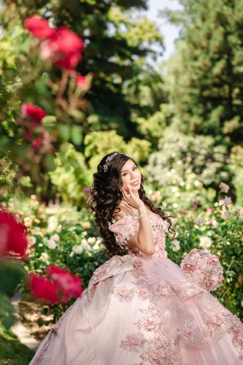 Quinceanera poses with beautiful flowers for session before Sunrise Event Center quince captured by wedding and portrait photographer based in Sacramento CA Quince Picture Poses, Quinceanera Photoshoot Poses, Quince Poses Photo Shoots, Quinceanera Portraits, Quinceañera Photos, Quinceanera Poses, Quince Poses, Quince Pics, Quince Photos