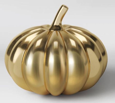 Gold pumpkin for home decor this fall! Gold fall home decor. Neutral pumpkins for fall! Pumpkin Masters, Christmas Toy Story, Gold Pumpkin, Chesapeake Bay Candles, Dove Chocolate, Large Pumpkin, Gold Pumpkins, Face Planters, Small Pumpkins