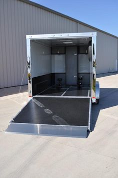 Custom Trailers Ideas, Car Trailer Ideas, Motorcycle Trailer Ideas, Motocross Trailer, Utility Trailer Accessories, Motorcycle Trailer For Sale, Enclosed Motorcycle Trailer, Enclosed Motorcycle, Enclosed Trailer Camper