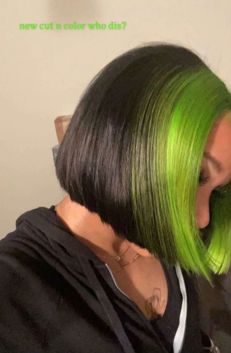 Black And Green Hair, Colored Human Hair Wigs, Bob Black, Dyed Hair Inspiration, Dyed Natural Hair, Hair Wigs For Women, Pretty Hair Color, Straight Bob, Dope Hairstyles