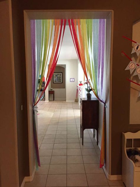 Streamers Doorway, Streamer Decorations Doorway, Rainbow Streamers, Wizard Of Oz Birthday Party, Wizard Of Oz Birthday, Free Crochet Sweater, Streamer Decorations, Crochet Sweater Pattern, Festival Ideas