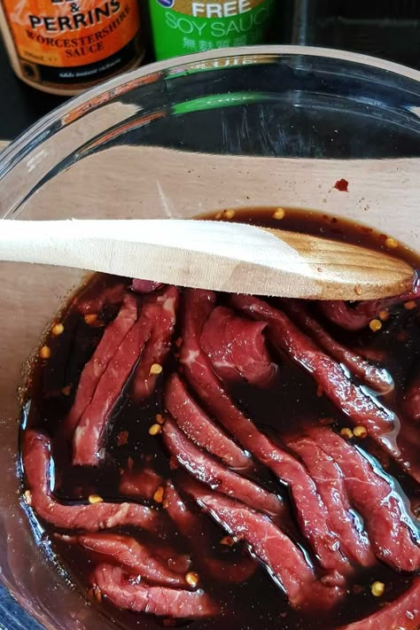 Air Fryer Beef Jerky, Beef Jerky Recipe Dehydrator, Jerky Recipes Dehydrator, Venison Marinade, Jerkey Recipes, Air Fryer Beef, Air Fryer Recipes Beef, Beef Jerky Recipe, Homemade Beef Jerky